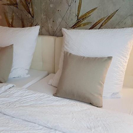 Bergische Idylle Hotel Overath Bagian luar foto